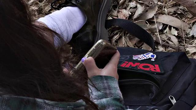 Tattooed lesbian seduces petite before eating her out