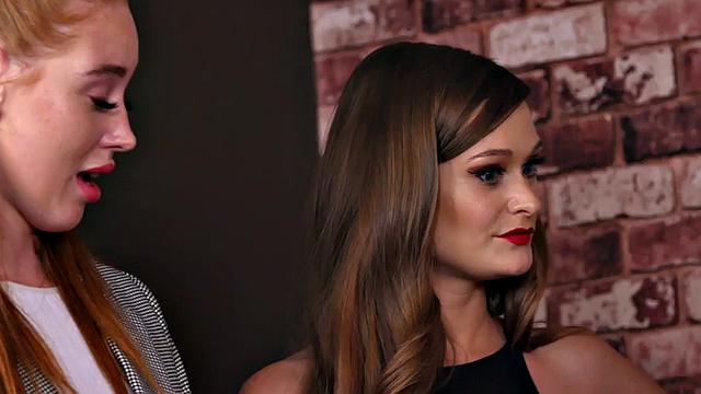 CFNM office wanking with lucky boss