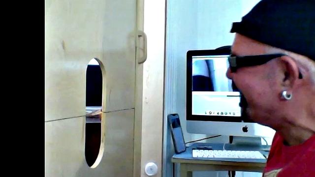 Married Guy Gets Dick Sucked At The Gloryhole