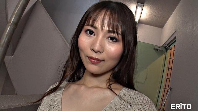 лео цубаки отсасывает утром перед тем как вынести мусор