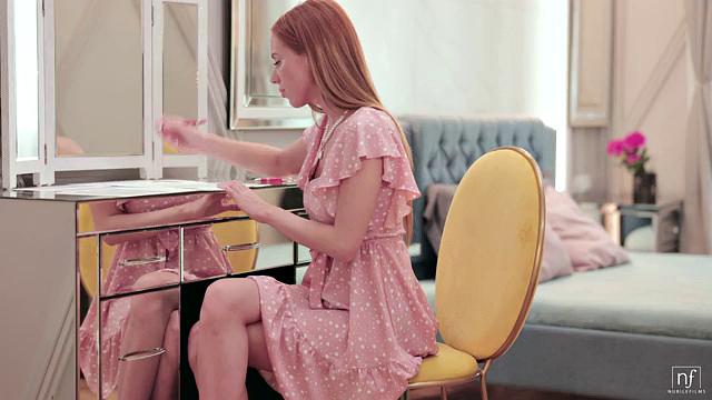 Off The Clock - S44:E1