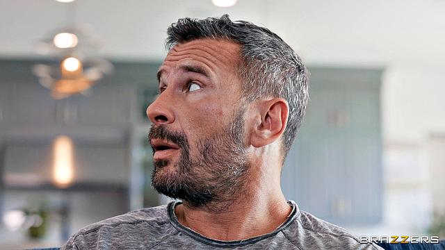 Райан Рид застукала любовницу, но устроили горячий секс втроём прямо перед ней!