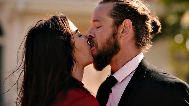 Doggystyle GF sucks and enjoys passionate sex outdoor