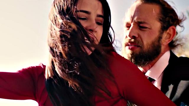 Doggystyle GF sucks and enjoys passionate sex outdoor