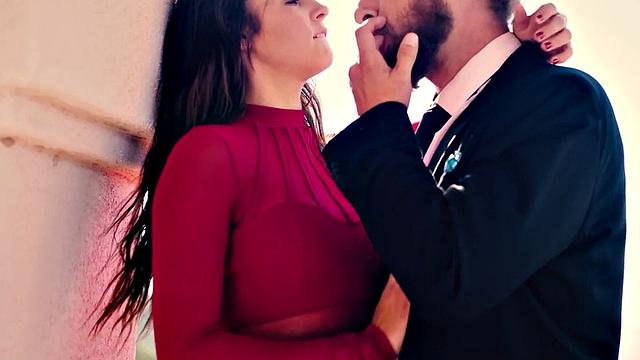 Doggystyle GF sucks and enjoys passionate sex outdoor