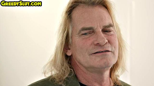 Cutie babe drilled by horny DILF