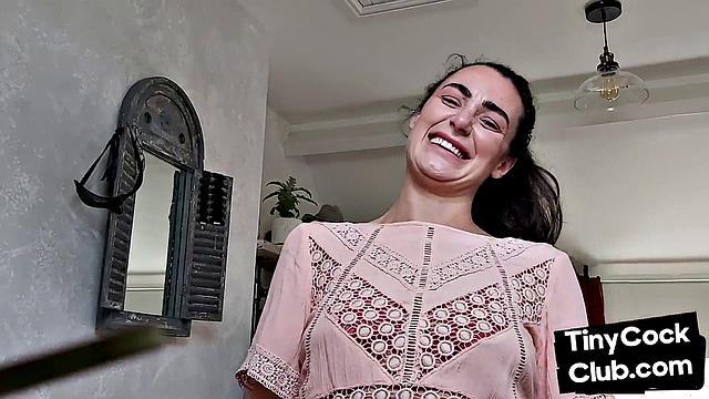 Stunning babe reacts to small dude