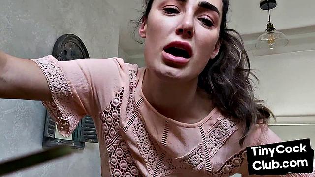 Stunning babe reacts to small dude