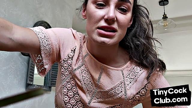 Stunning babe reacts to small dude