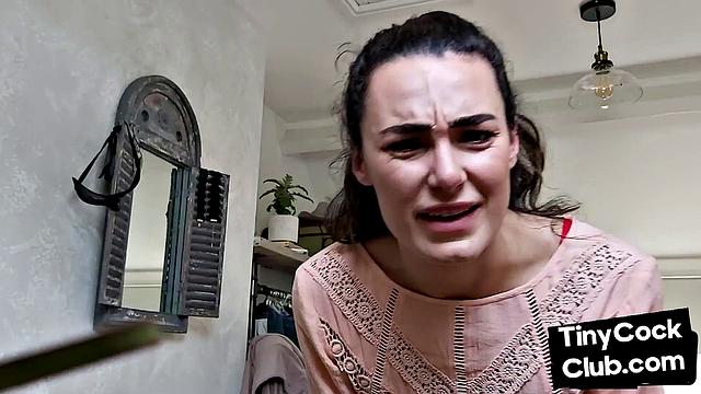 Stunning babe reacts to small dude