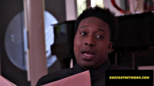 падчерица решила придумать педикюр для отчима - он не возражает