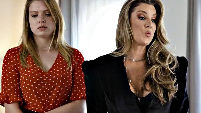 Massaging dykes lick pussies in 3some and fingering