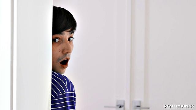 Pervy Guy Peeps On Roommate