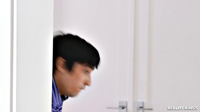 Pervy Guy Peeps On Roommate