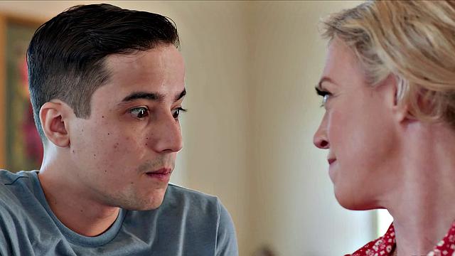 That monsterdong is mine, man!