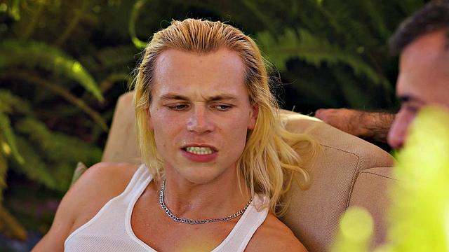 College Twink Helps Older Bear Feel Fresh Again - Johnny Moon, Lawson James