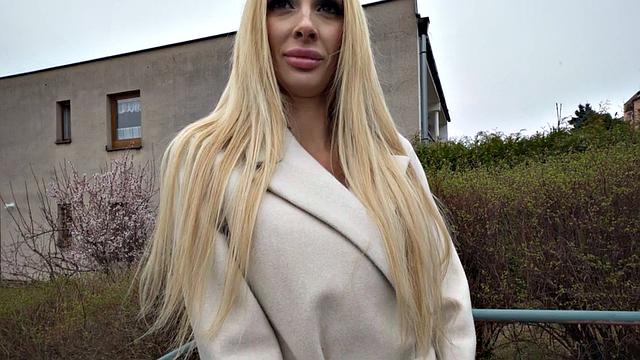 Picked up MILF deepthroating in POV before getting pounded