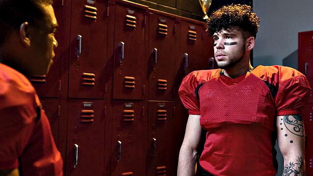 Athletic Ebony Sud Fucks In Locker Room Till Cumshot