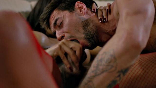 Busty black ts blown before bareback in couple