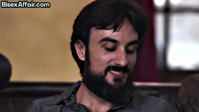 Gorgeous ink babe eaten out in bi 3way