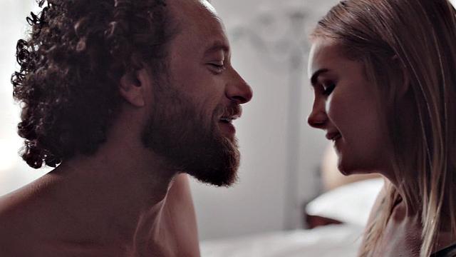 Sinful stepdaughter banged by stepdad after deepthroat