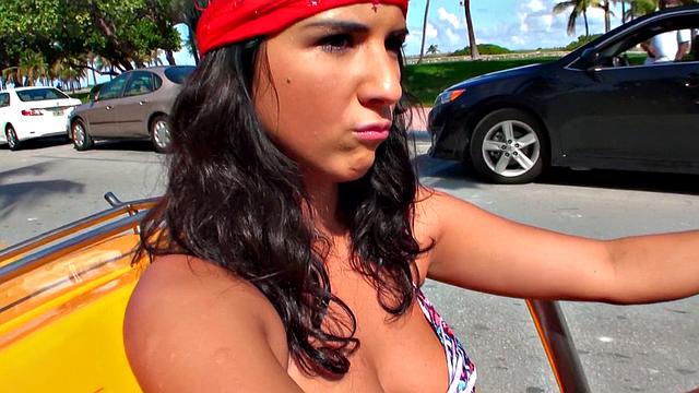 Wild Naked Girlfriend