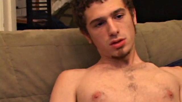 traight Boy Ricardo Jerks Off