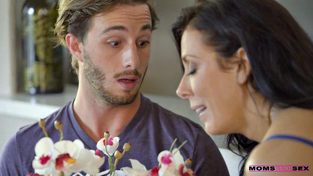 Did You Do My Mom - S7:E4