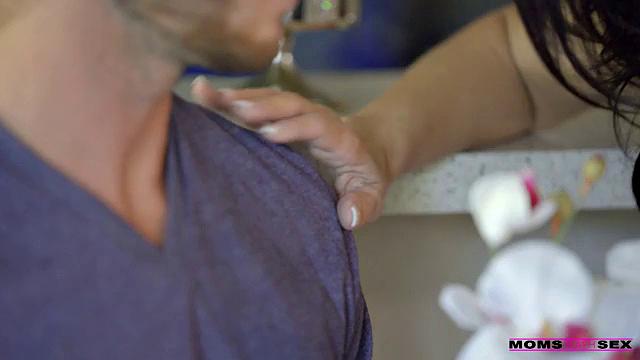 Did You Do My Mom - S7:E4