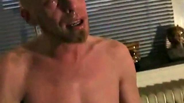 Amateur German guys enjoy bareback foursome anal action