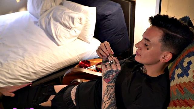 MTF transboy sucks GF's big strapon in home video