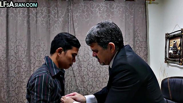 Gay businessman gets fucked by Asian skinny twink in office