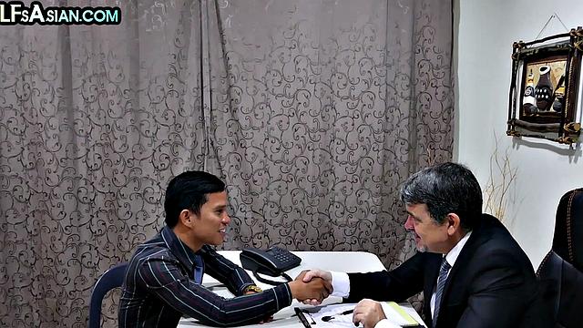 Gay businessman gets fucked by Asian skinny twink in office