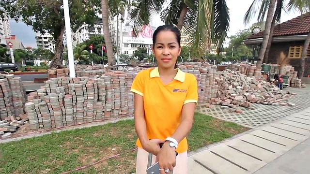 японская стюардесса на перерыве жёстко присела на член