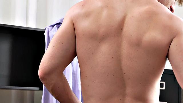 Mesmerized jock asslicked in college office by colleague