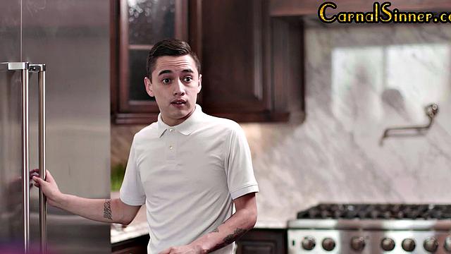 Petite asian babe gets doggystyled by BF after deepthroat