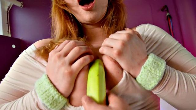 Curvy redhead tgirl sucked before sex in workout gear