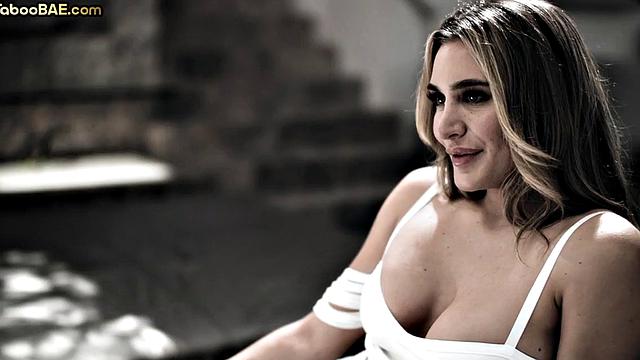 Cheating babe sucks cock and got pussy pounded in threesome