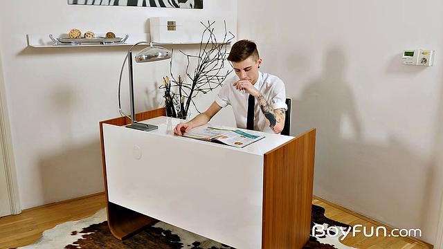 Martin Hovor - Jerome James