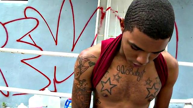 Poor black thug agrees to going gay with white dude