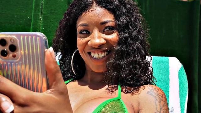 Black nympho babe banged by huge dick outdoors