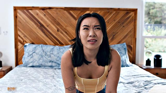 GIRLSWAY - Horny Petite Kimmy Kimm Watches Stepmom Reagan Foxx Doing Bikini Fitting