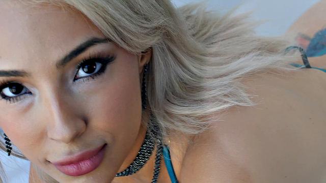 Curvy Blonde Lauren Rides Hard Before Receiving A Facial In POV