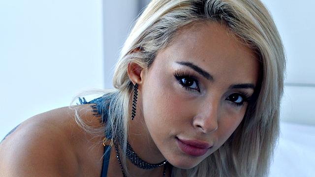 Curvy Blonde Lauren Rides Hard Before Receiving A Facial In POV