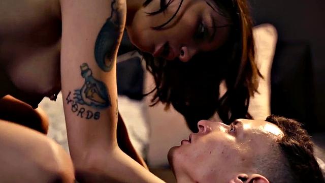 Perfect petite babe seduces man with riding skills