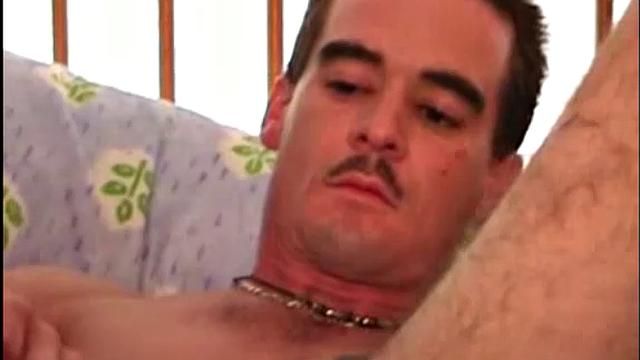 When Lonnie showed up for this shoot, this cute little guy had only been married a couple of months. I don't want to jump to any conclusions, but it doesn't look like his marriage was made in heaven.