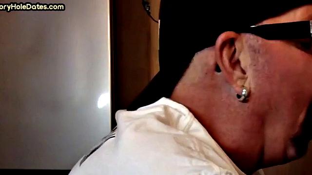 Homemade gloryhole cum in mouth DILF sucks hard cock