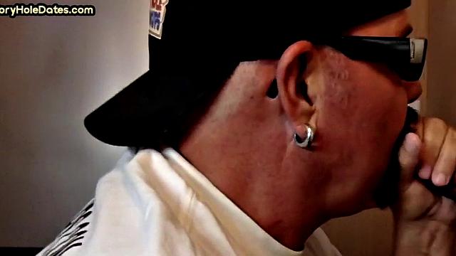 Homemade gloryhole cum in mouth DILF sucks hard cock