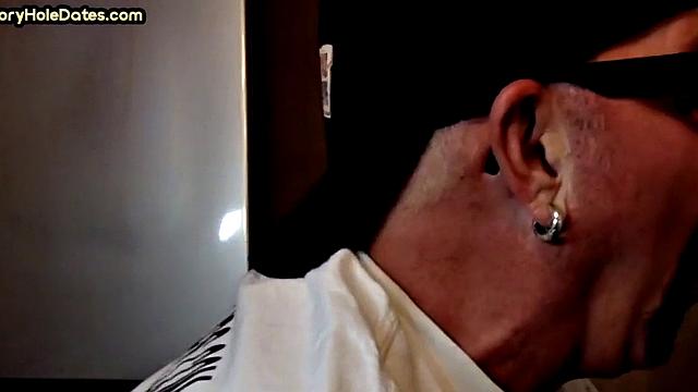 Homemade gloryhole cum in mouth DILF sucks hard cock