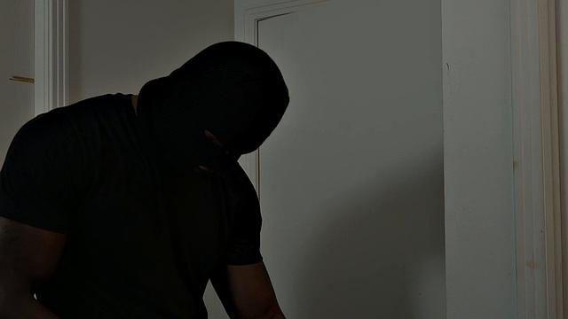 меган сейдж связали, а она только шутит и трахаться веселее